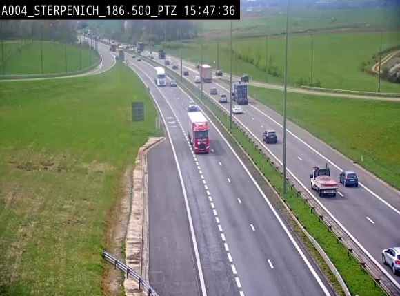 Webcam E411 à Sterpenich en Belgique près de la frontière du Luxembourg. Vue orientée vers Bruxelles