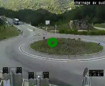 Webcam au nord d'Ax-les-Thermes au niveau de l'aire de chaînage de la N20. Vue orientée vers les Pyrénées, en direction de Pas de la Case