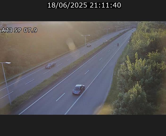 Traffic live webcam Luxembourg Jonction Lankelz - A13 direction Pétange - BK 7.9