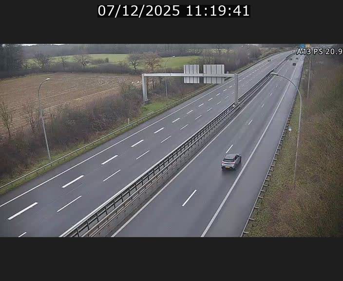 Traffic live webcam Luxembourg Croix de Bettembourg, rond-point d'Hellange - A13 direction Allemagne - BK 20.9