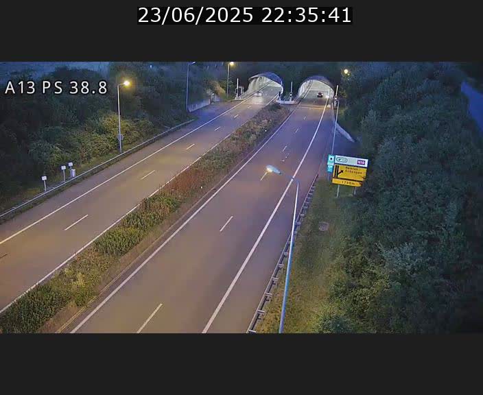 Webcam autoroute A13 à l'entrée ouest du tunnel Markusbierg à Schengen. Vue orientée vers Mondorf-les-Bains