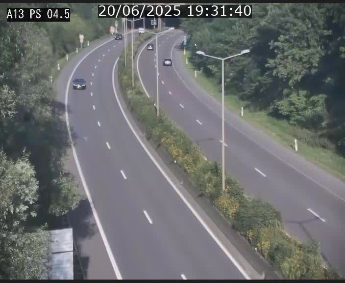 Traffic live webcam Luxembourg Differdange - A13 direction Esch-sur-Alzette - BK 4.5