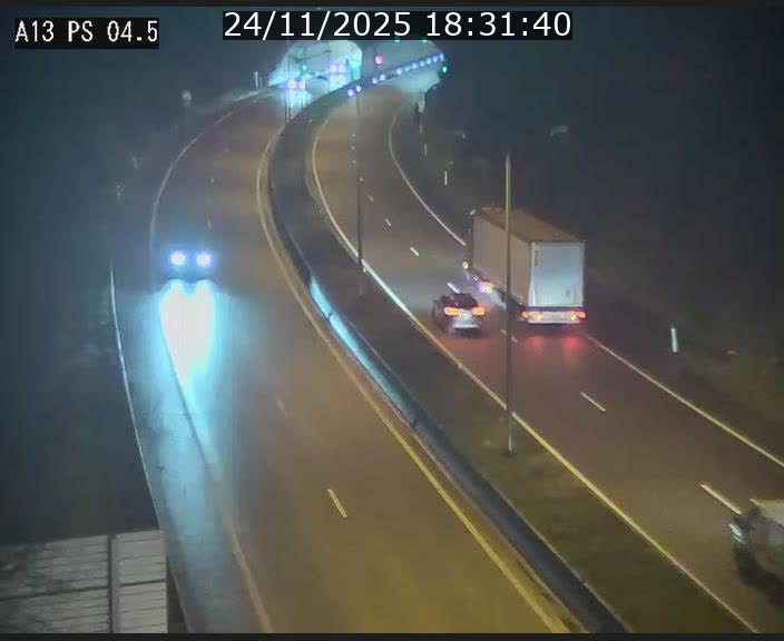 Traffic live webcam Luxembourg Differdange - A13 direction Esch-sur-Alzette - BK 4.5