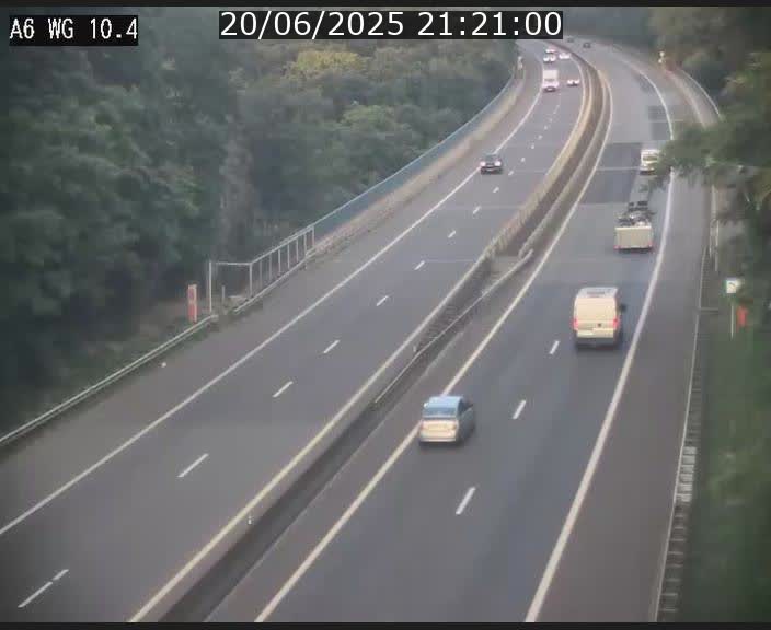 Traffic live webcam Luxembourg Mamer - A6 - BK 10.4 - direction Luxembourg/France/Allemagne