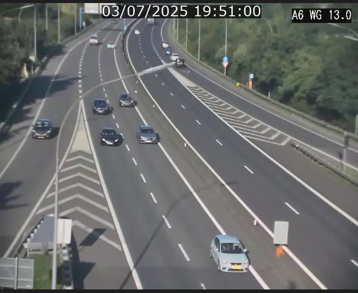 Traffic live webcam Luxembourg Mamer - A6 - BK 13 - direction Luxembourg/France/Allemagne