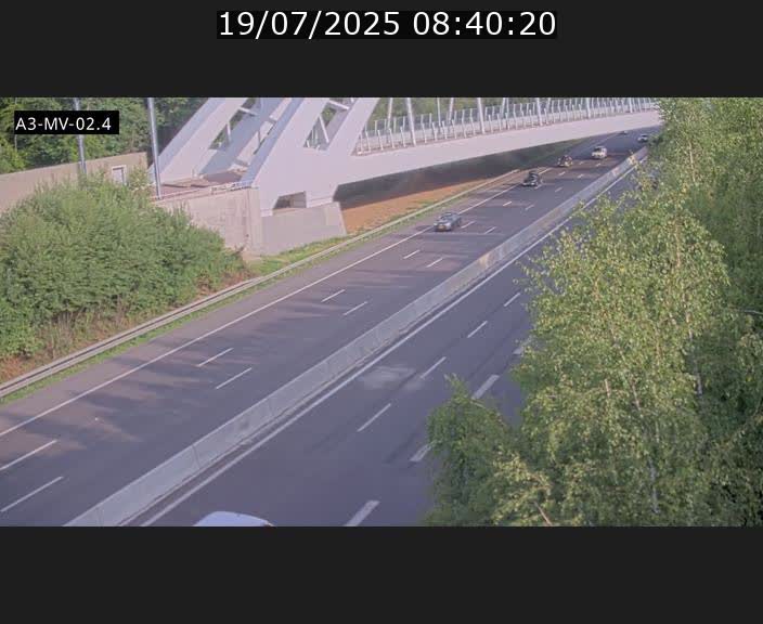 Webcam autoroute de la France (A3) au Luxembourg à Fentange, à proximité de la Croix de Gasperich. Vue orientée vers la Cloche d'Or