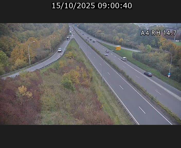 Traffic live webcam Luxembourg Jonction Lankelz - A4 - BK 14.7 - direction Luxembourg