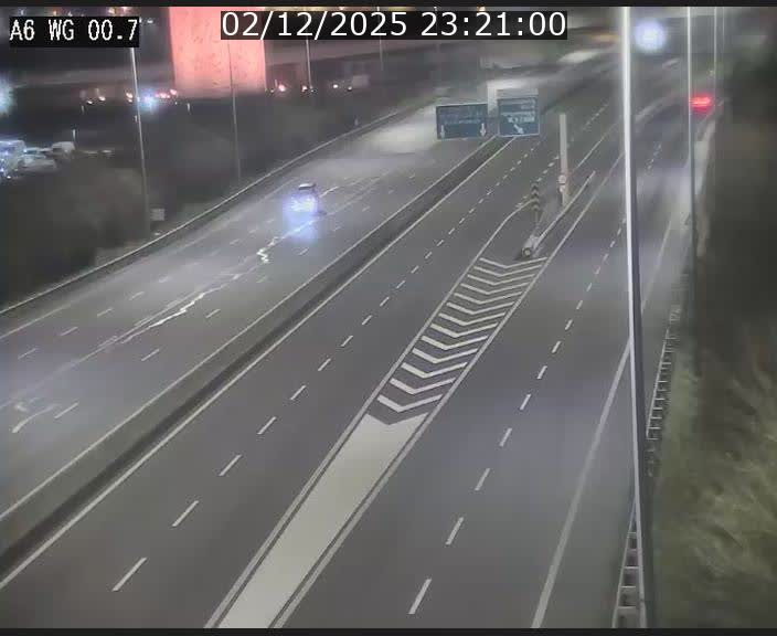 Traffic live webcam Luxembourg Croix de Cessange - A6 - BK 0.7 - direction A3 France