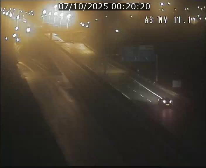 Traffic live webcam Luxembourg Croix de Bettembourg A3 - BK 11.1 - direction Luxembourg-ville