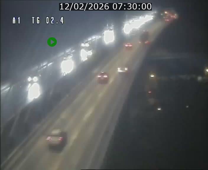 Traffic live webcam Luxembourg Sandweiler - A1 direction Luxembourg-ville - BK 2.4