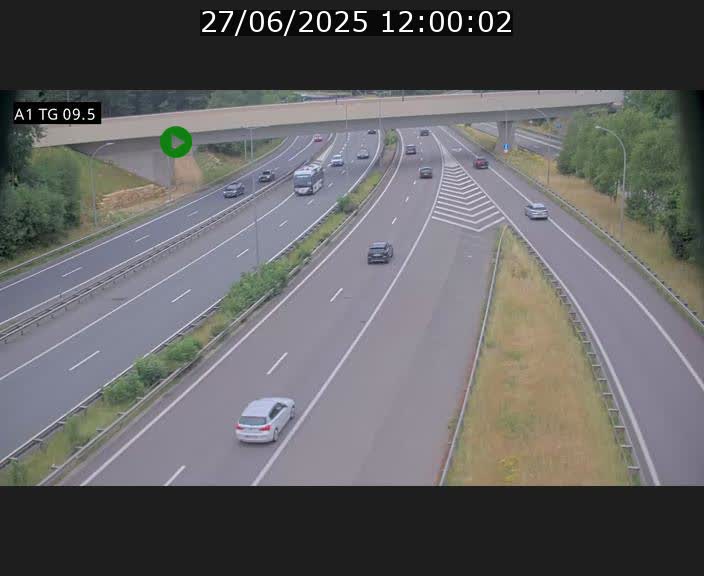 Traffic live webcam Luxembourg Jonction Grünewald - A1 direction Luxembourg-ville - BK 9.5