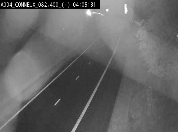 Webcam sur l'E411 avant les sorties 20 menant à Ciney, Dinant et Achêne. Vue orientée vers Namur