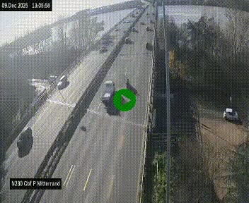 Webcam sur le périphérique de Bordeaux à l'est de la ville. Caméra située sur le Pont Mitterand sur la N230