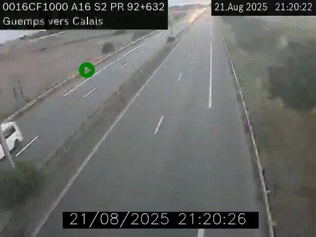 Webcam A16 juste après l'aire de repos d'Offekerque à Guemps. Vue orientée vers Calais
