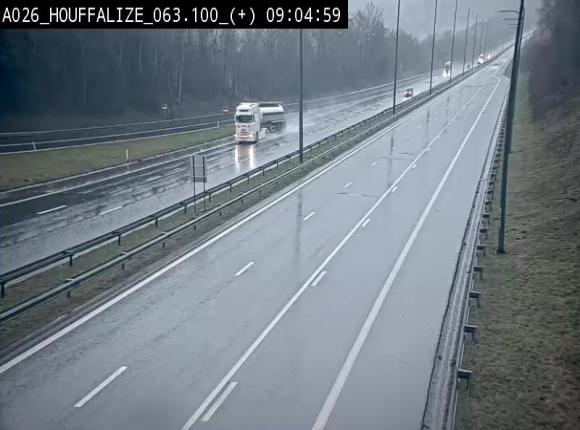 Webcam autoroute des Ardennes (E25/A26) à hauteur d'Houffalize. Vue orientée vers Baraque de Fraiture