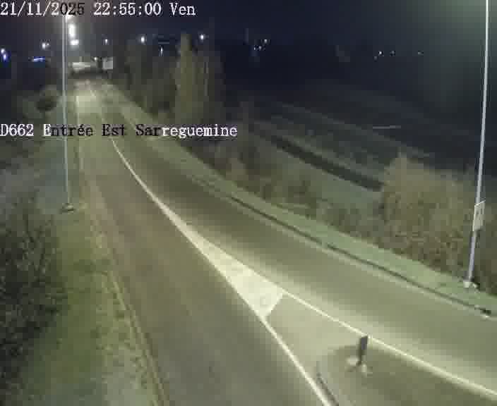 Point de vue trafic déployé sur D662 (France) à Sarreguemines, regardant vers Sarreguemines, aidant conducteurs et services à anticiper les flux.