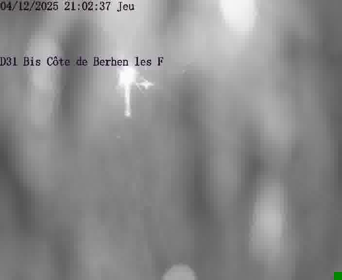 Webcam de surveillance sur D31bis (France) à Behren-lès-Forbach, cadrée vers Sarreguemines, proposant une information routière utile aux déplacements quotidiens.