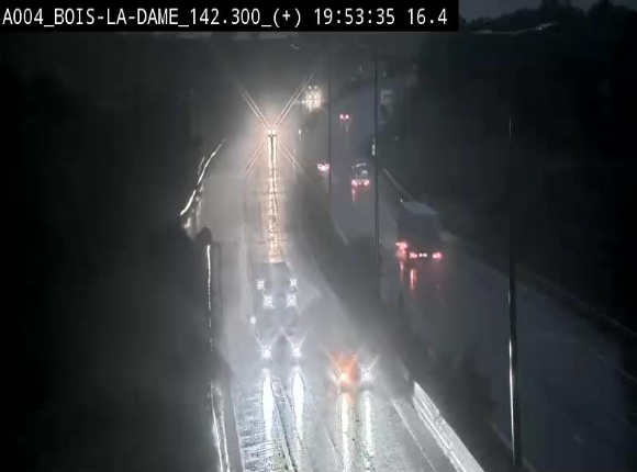 Webcam située entre la sortie 29 Neufchâteau et la jonction avec l'E25 en direction de Liège et Luxembourg