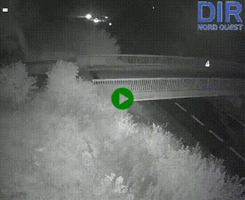 Webcam sur A84 à hauteur de Pont-Farcy, au niveau du pont autoroutier sur la Vire, au sud de Saint-Lô