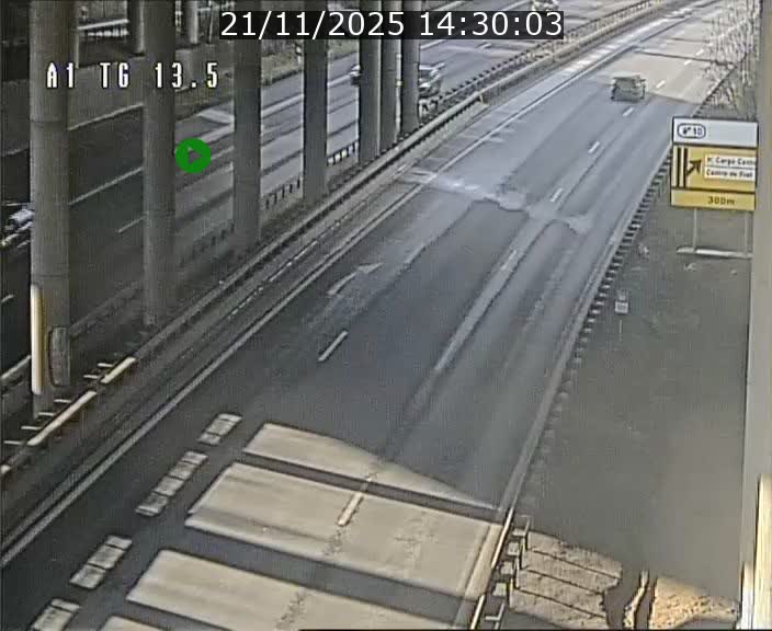 Traffic live webcam Luxembourg Senningen - A1 direction Luxembourg - BK 13.5