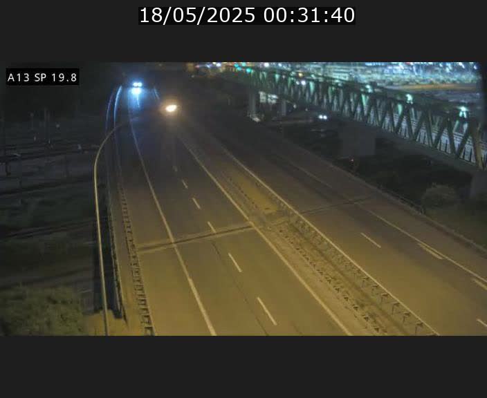 Traffic live webcam Luxembourg Croix de Bettembourg - A13 direction Esch-sur-Alzette - BK 19.8