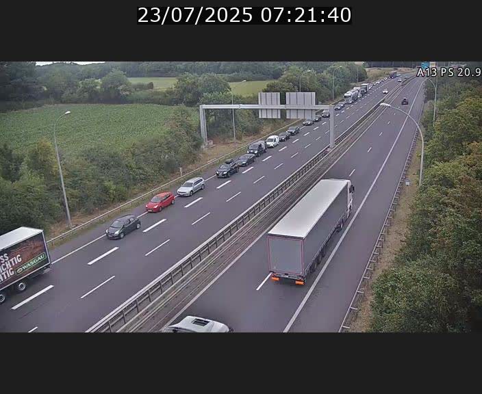 Traffic live webcam Luxembourg Croix de Bettembourg, rond-point d'Hellange - A13 direction Allemagne - BK 20.9
