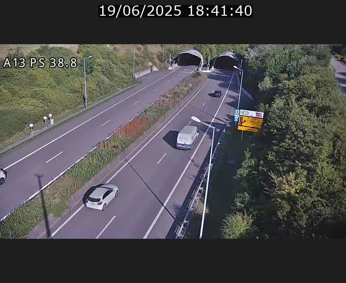 Webcam autoroute A13 à l'entrée ouest du tunnel Markusbierg à Schengen. Vue orientée vers Mondorf-les-Bains