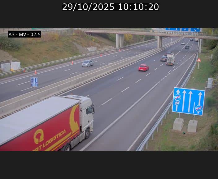 Webcam autoroute A3 au Luxembourg à proximité de la Croix de Gasperich. Vue orientée vers Luxembourg