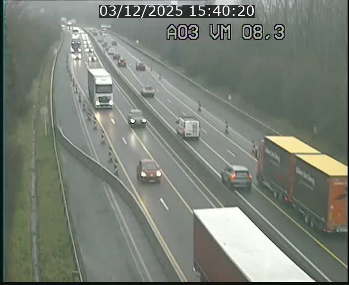 Traffic live webcam Luxembourg Bettembourg - A3 - BK 8.3 - direction France