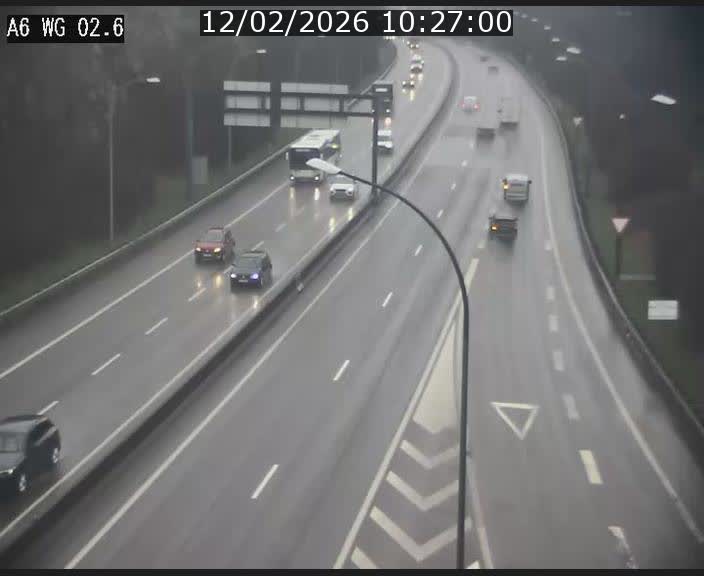 Traffic live webcam Luxembourg Croix de Cessange - A6 - BK 2.6 - direction France/Allemagne