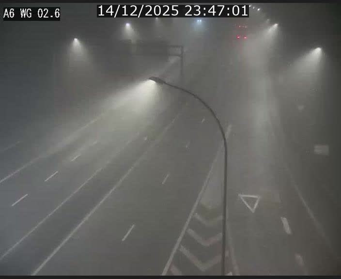 Traffic live webcam Luxembourg Croix de Cessange - A6 - BK 2.6 - direction France/Allemagne