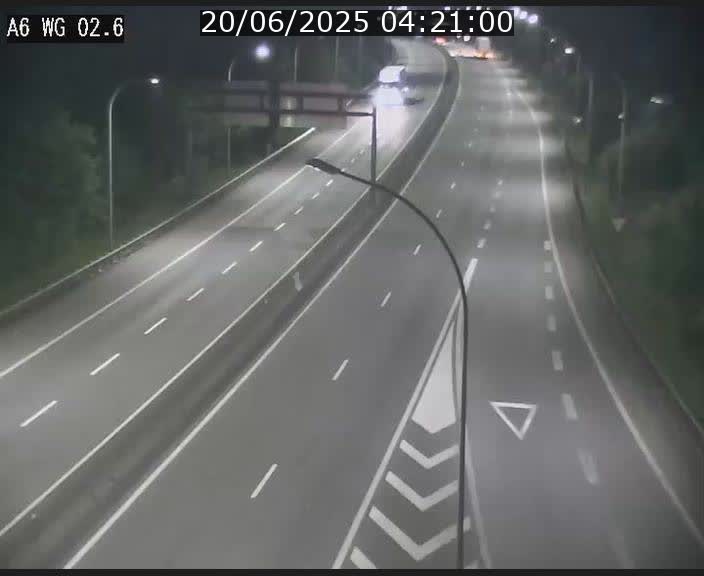 Traffic live webcam Luxembourg Croix de Cessange - A6 - BK 2.6 - direction France/Allemagne