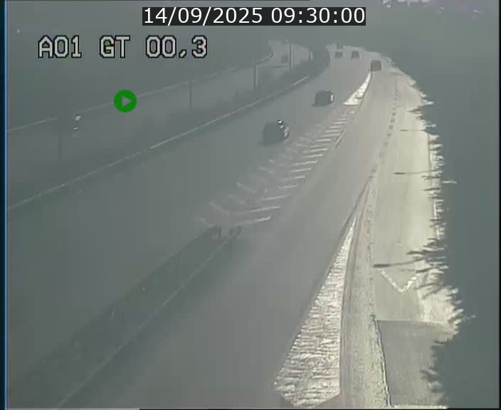 Traffic live webcam Luxembourg Croix de Gasperich - A1 direction Kirchberg - BK 0.3