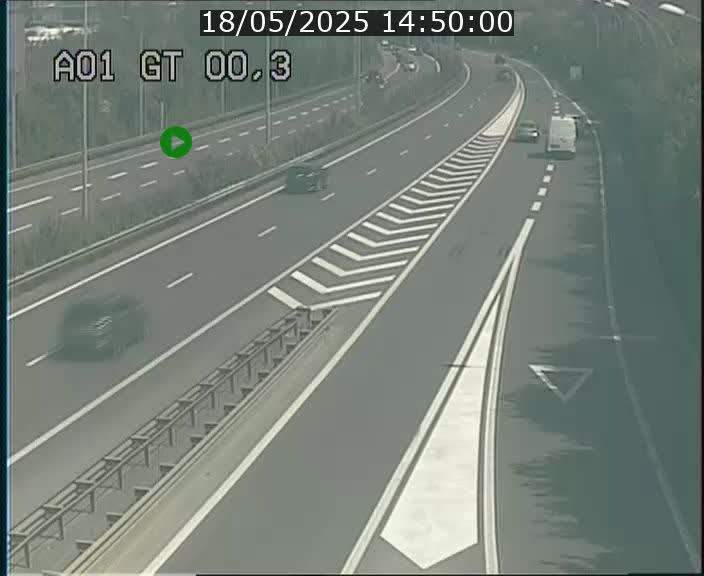 Traffic live webcam Luxembourg Croix de Gasperich - A1 direction Kirchberg - BK 0.3