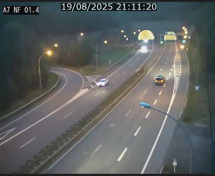 Caméra autoroute Luxembourg A7 - Echangeur Waldhaff - direction Tunnel Stafelter