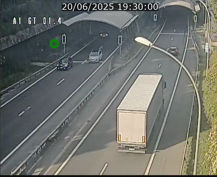 Traffic live webcam Luxembourg Hesperange - A1 direction Kirchberg - BK 1.4
