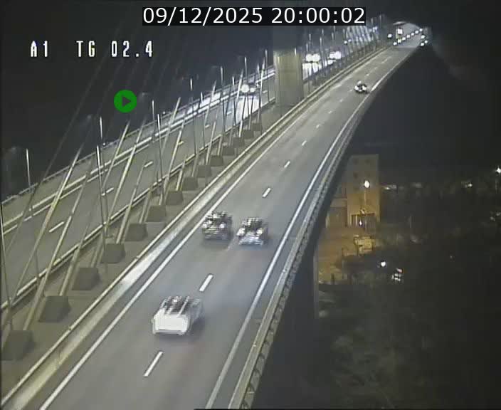 Traffic live webcam Luxembourg Sandweiler - A1 direction Luxembourg-ville - BK 2.4