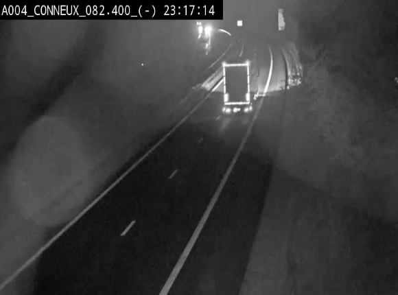 Webcam sur l'E411 avant les sorties 20 menant à Ciney, Dinant et Achêne. Vue orientée vers Namur