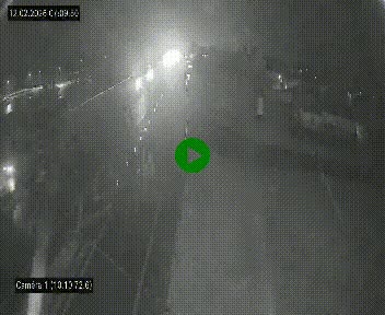 Vue en direct de l'autoroute A10 grâce à un drône situé au-dessus du péage de Virsac