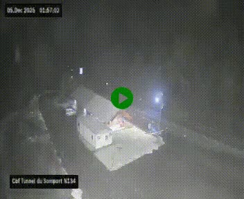 Webcam à l'entrée du tunnel du Somport, côté français, sur la N134, dans les Pyrénées, en direction de l'Espagne, à 1116 mètres d'altitude