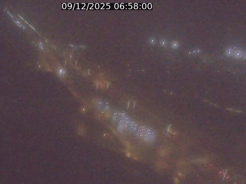 Webcam sur l'avenue John Fitzgerald Kennedy (N51) avec vue sur le Pont rouge (Pont Grande Duchesse Charlotte), l'arrêt Pfaffenthal et l'entrée du quartier Kirchberg