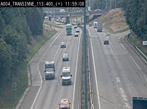 Webcam dans les Ardennes sur l'E411 à hauteur de Transinne. Vue orientée vers le sud de la Belgique