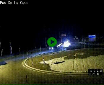 Webcam sur la N22 au niveau du poste frontière entre la France et Andorre à proximité de Pas de la Case à plus de 2000 mètres d'altitude