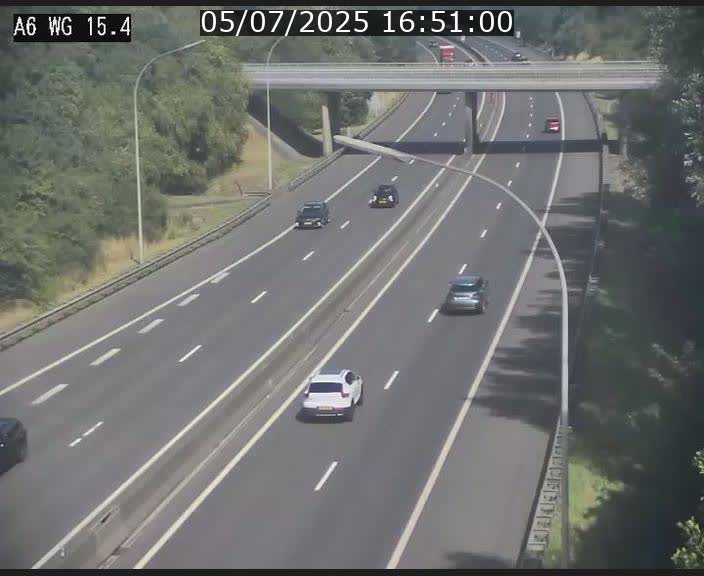 Traffic live webcam Luxembourg Capellen - A6 - BK 15.4 - direction Luxembourg/France/Allemagne
