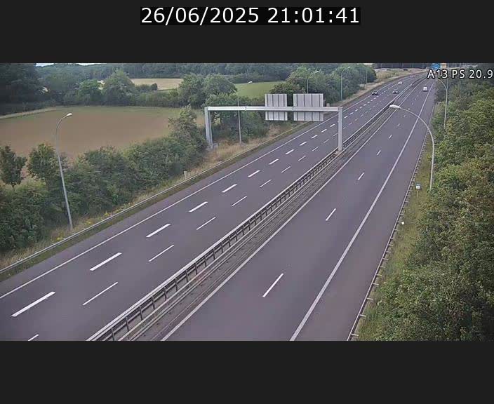 Traffic live webcam Luxembourg Croix de Bettembourg, rond-point d'Hellange - A13 direction Allemagne - BK 20.9