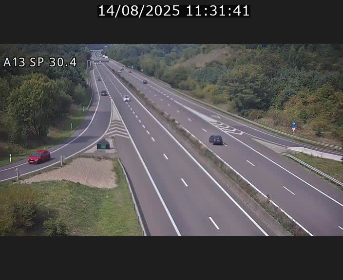 Traffic live webcam Luxembourg Altwies - A13 direction Luxembourg-ville - BK 30.4