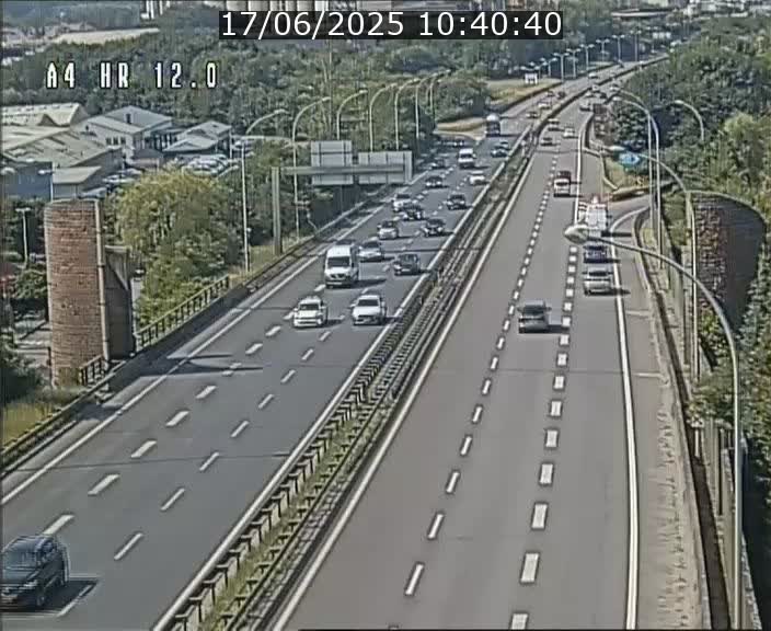 Traffic live webcam Luxembourg Jonction Foetz - A4 - BK 12.0 - direction Esch sur Alzette