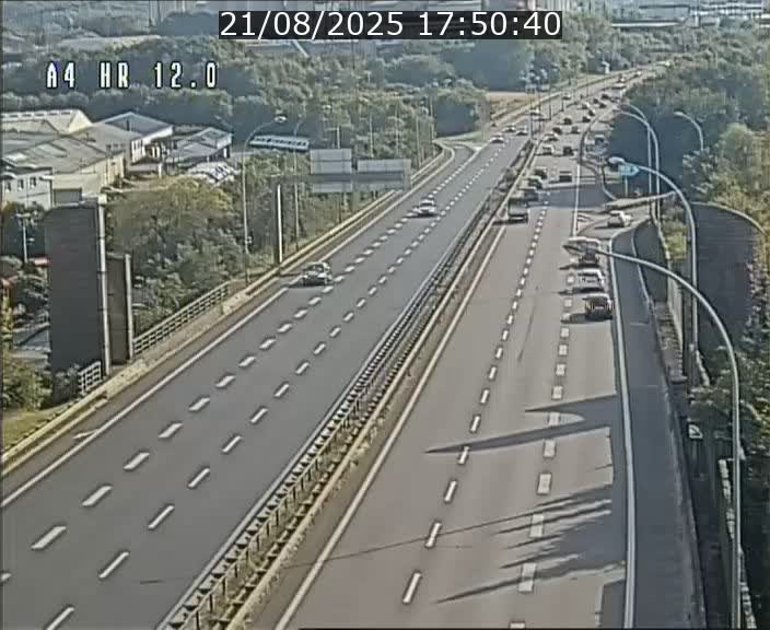 Traffic live webcam Luxembourg Jonction Foetz - A4 - BK 12.0 - direction Esch sur Alzette