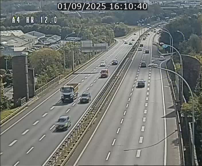 Traffic live webcam Luxembourg Jonction Foetz - A4 - BK 12.0 - direction Esch sur Alzette