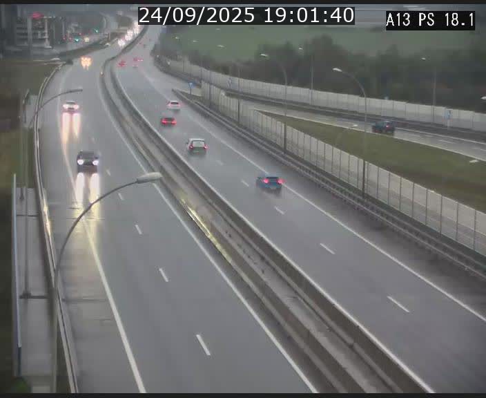 Traffic live webcam Luxembourg Dudelange - A13 direction Croix de Bettembourg - BK 18.1